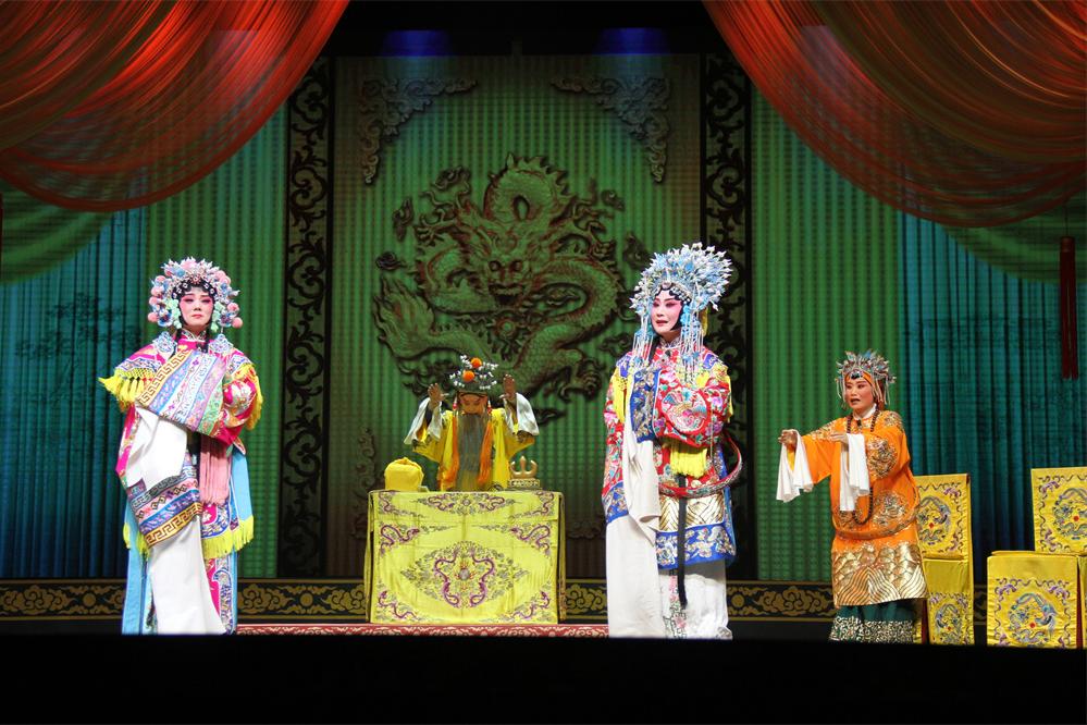 以情入戏 直抵人心